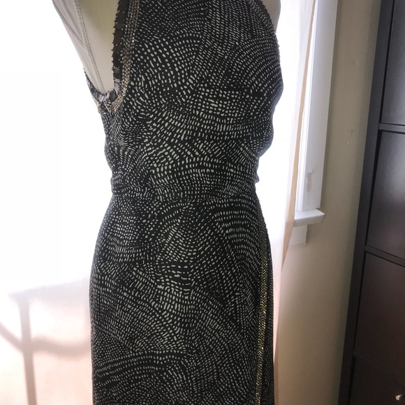 Women’s Black and Gray Dress - Picture 7 of 8